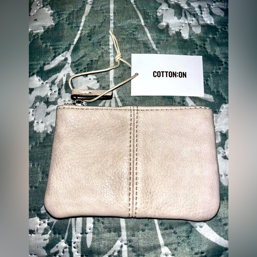 *new* Cotton:On Cream Mini Pouch